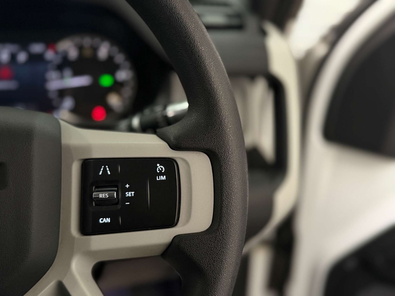 Used Land Rover Defender 2020 for sale - 78206025: Photo 19