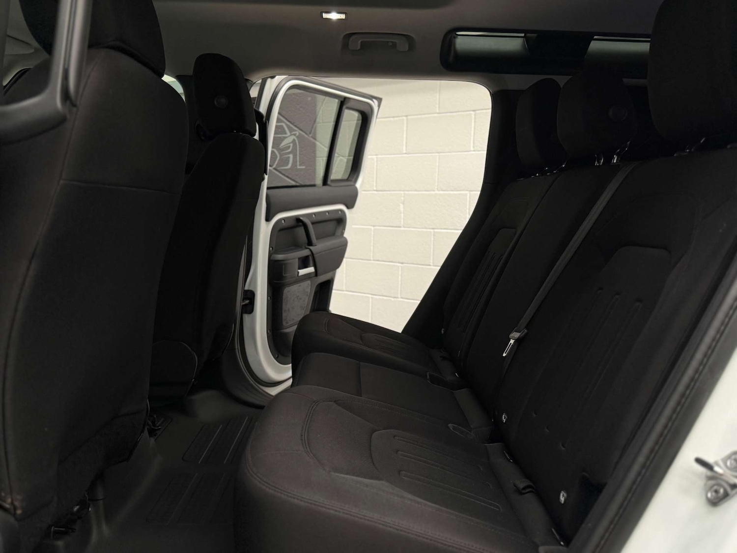 Used Land Rover Defender 2020 for sale - 78206025: Photo 23