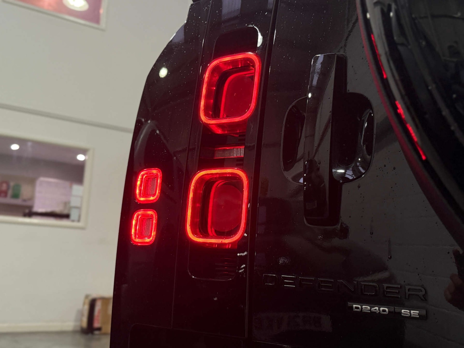 Used Land Rover Defender 2020 for sale - 76165324: Photo 10