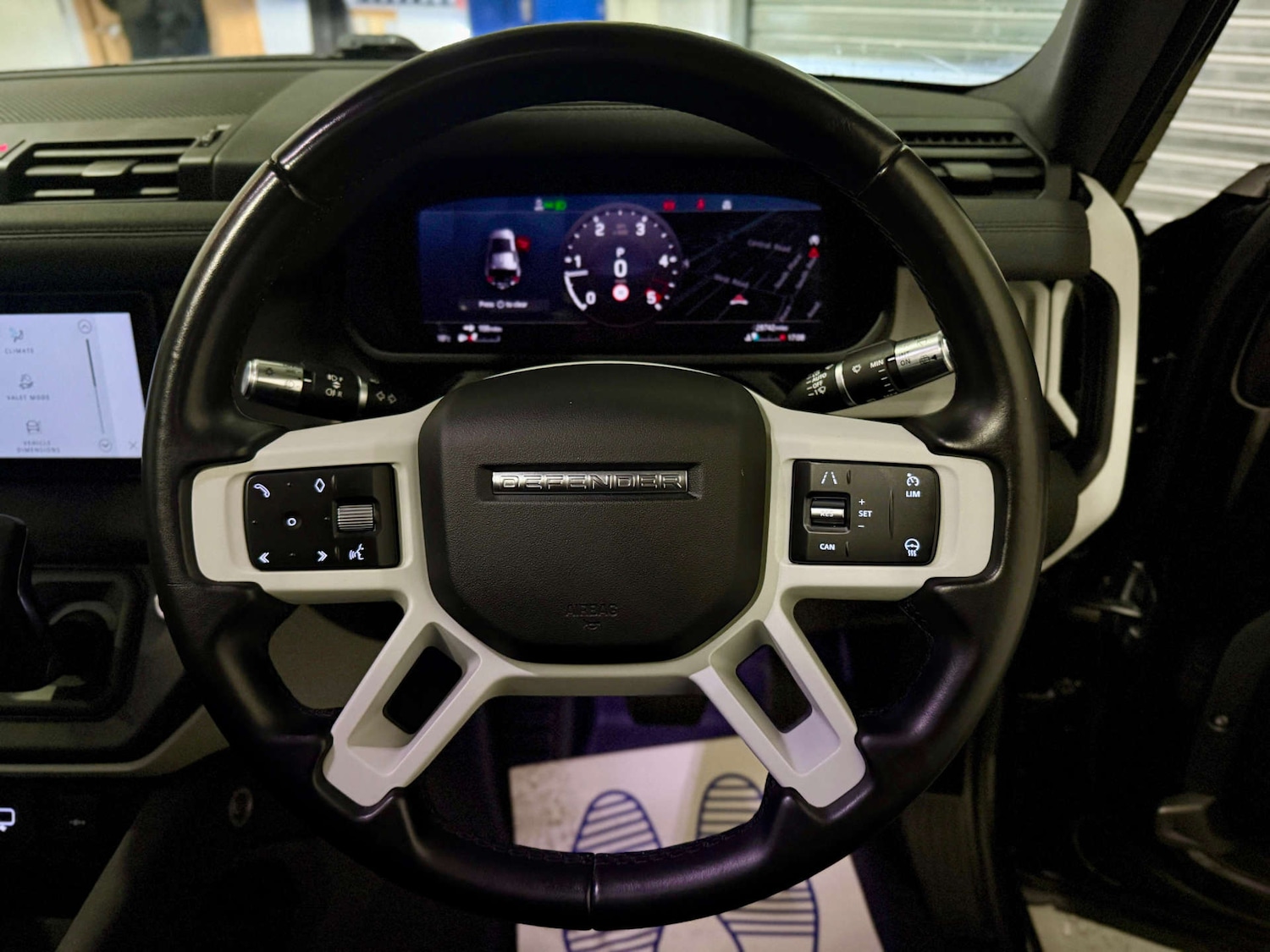 Used Land Rover Defender 2020 for sale - 76165324: Photo 13