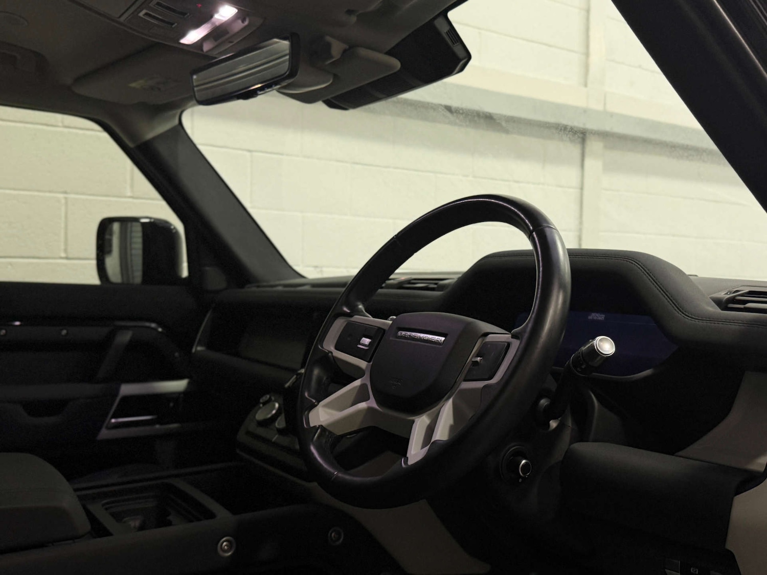 Used Land Rover Defender 2020 for sale - 76165324: Photo 14