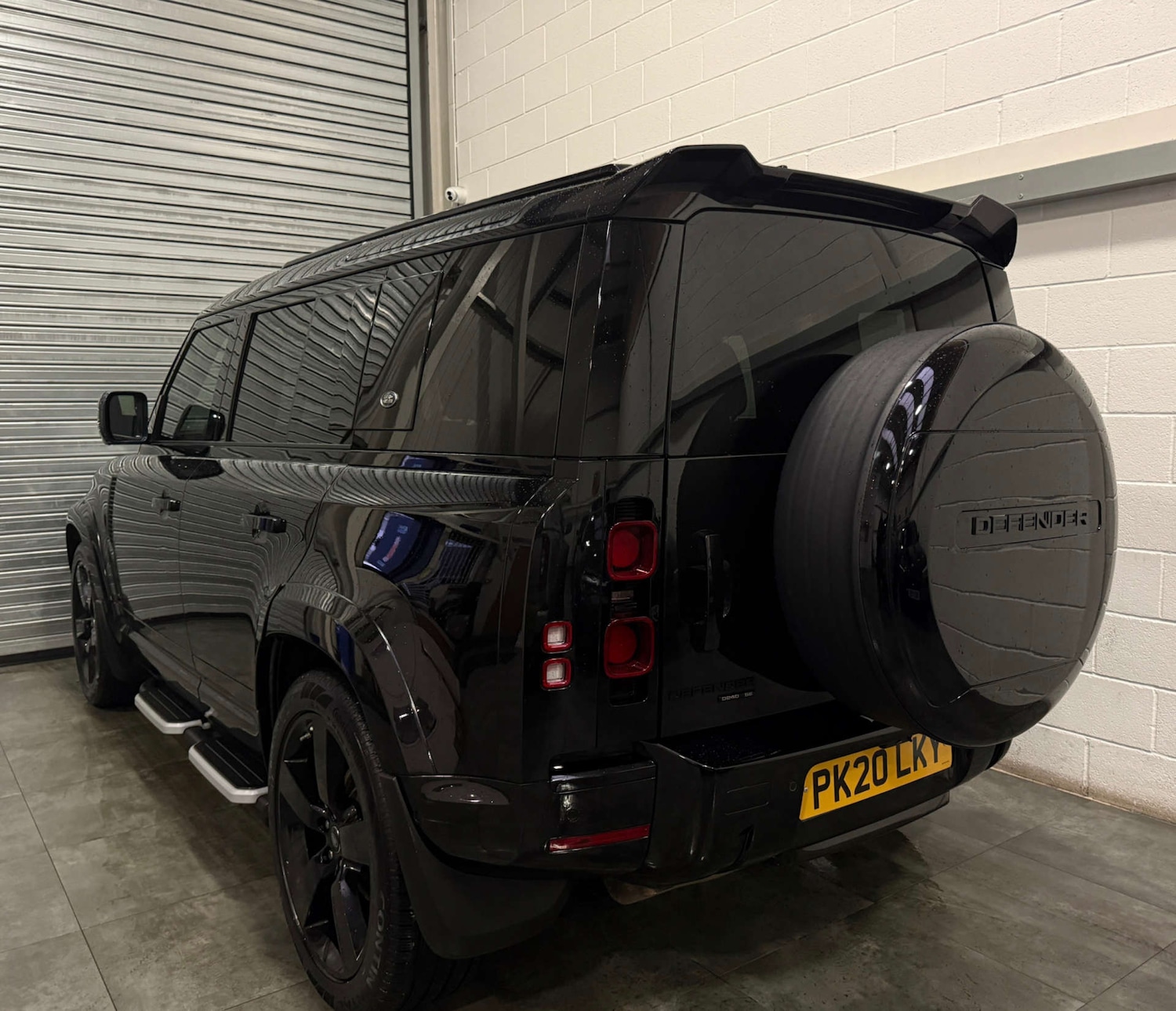Used Land Rover Defender 2020 for sale - 76165324: Photo 6