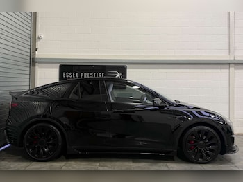 Used Tesla Model Y 2023 for sale - 77297302: Photo