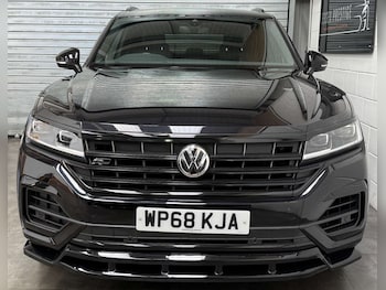 Used Volkswagen Touareg 2018 for sale - 78973423: Photo