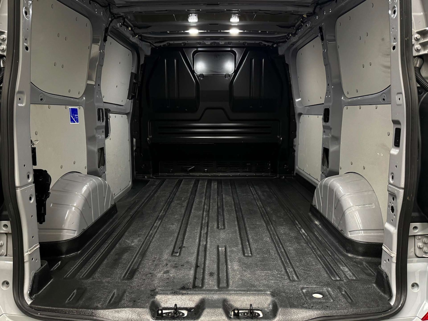 Used Ford Transit Custom 2024 for sale - 77446398: Photo 22