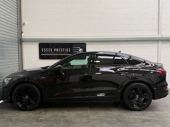 Used Audi e-tron 2020 for sale - 76427174: Photo