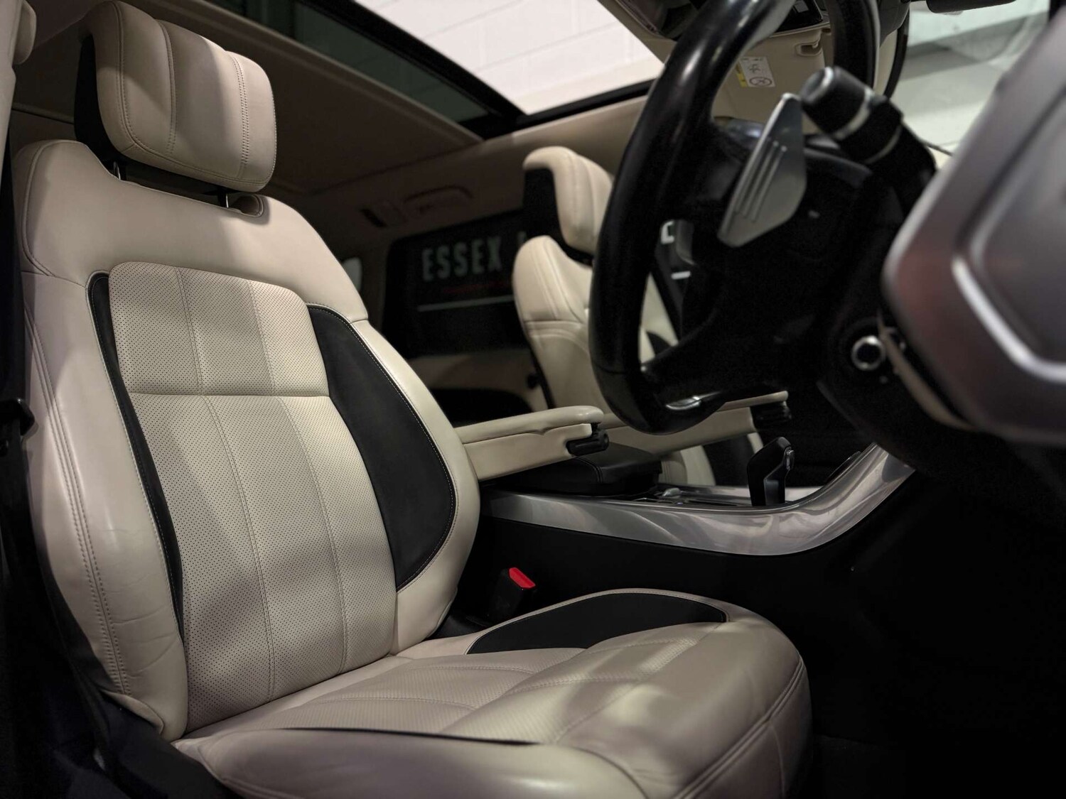 Used Land Rover Range Rover Sport 2018 for sale - 76358323: Photo 15