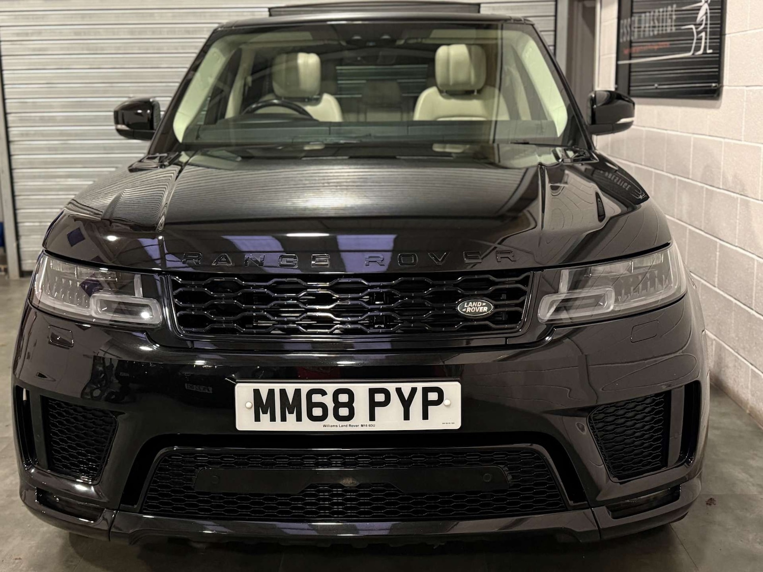 Used Land Rover Range Rover Sport 2018 for sale - 76358323: Photo 2