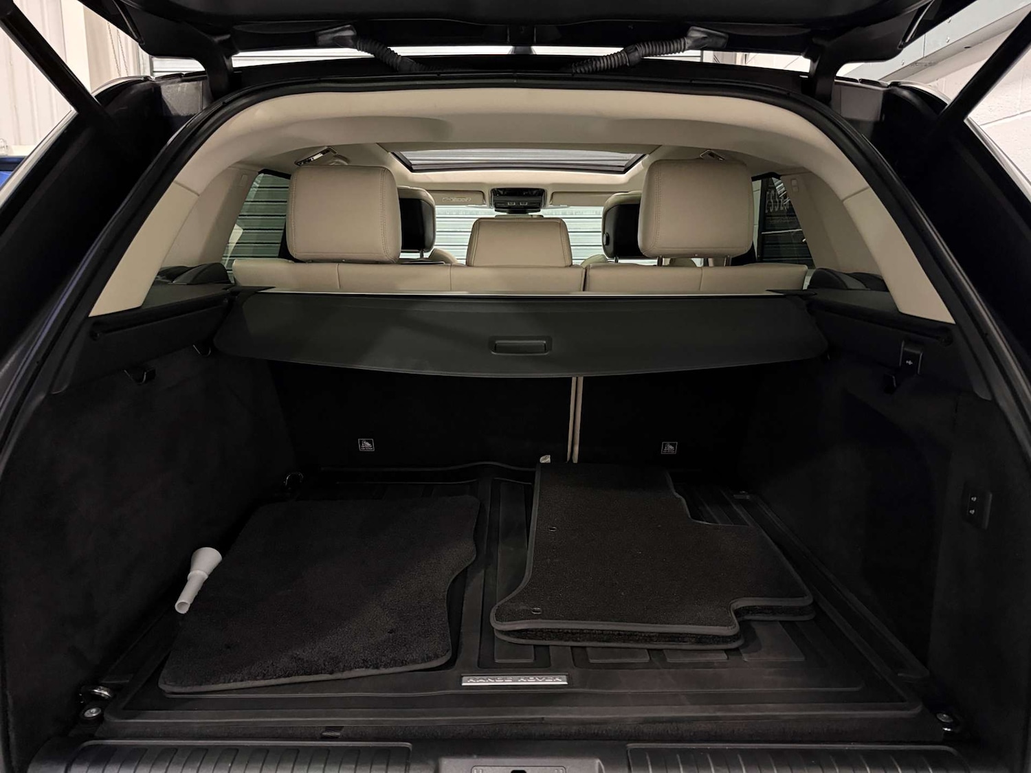 Used Land Rover Range Rover Sport 2018 for sale - 76358323: Photo 25
