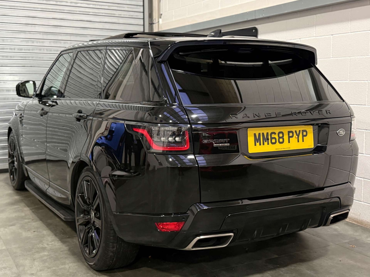 Used Land Rover Range Rover Sport 2018 for sale - 76358323: Photo 8