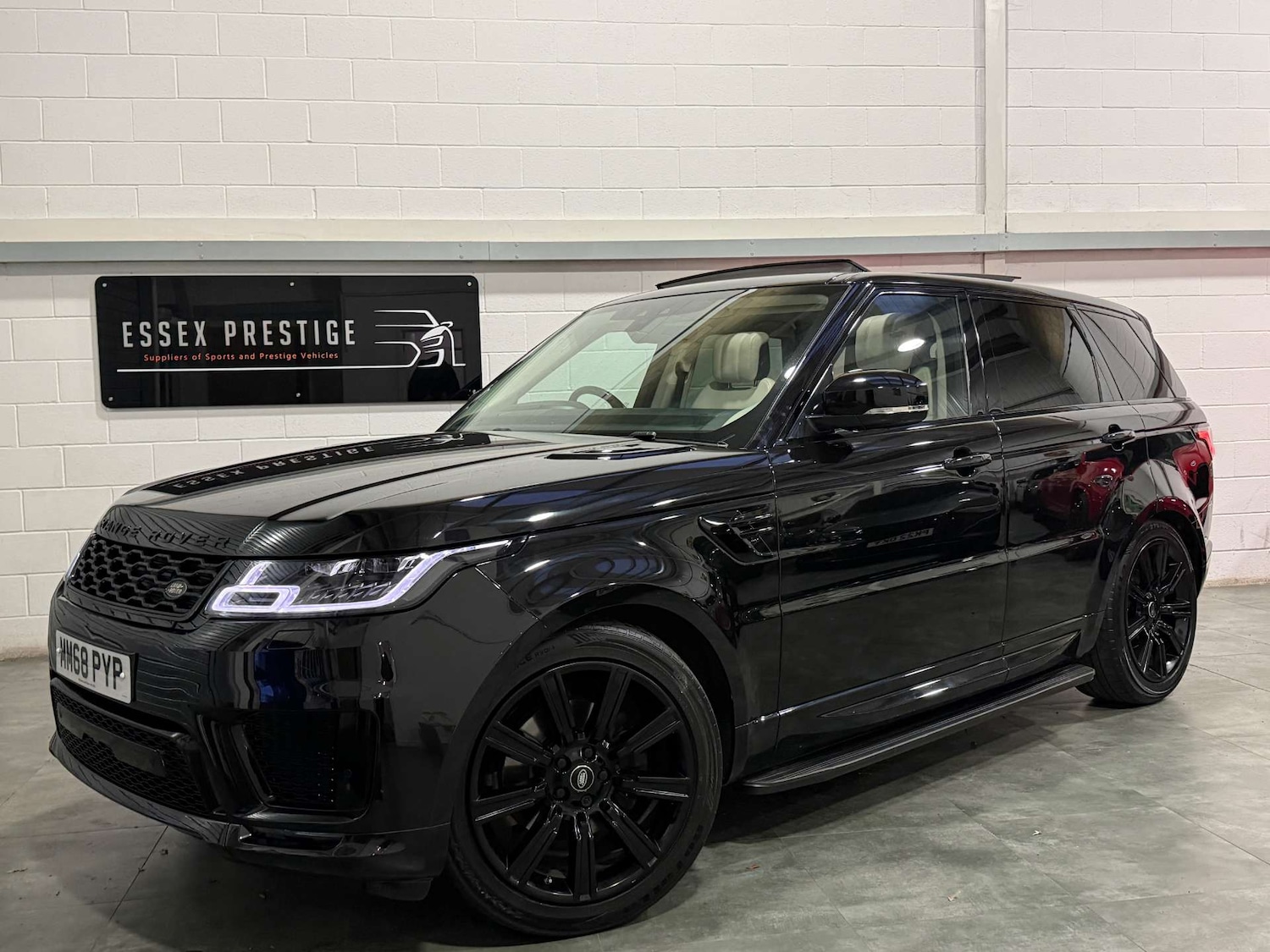 Used Land Rover Range Rover Sport 2018 for sale - 76358323: Photo 9