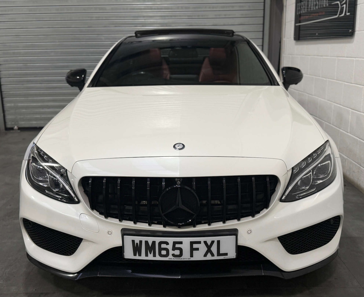 Used Mercedes-Benz C Class 2016 for sale - 76829909: Photo 2