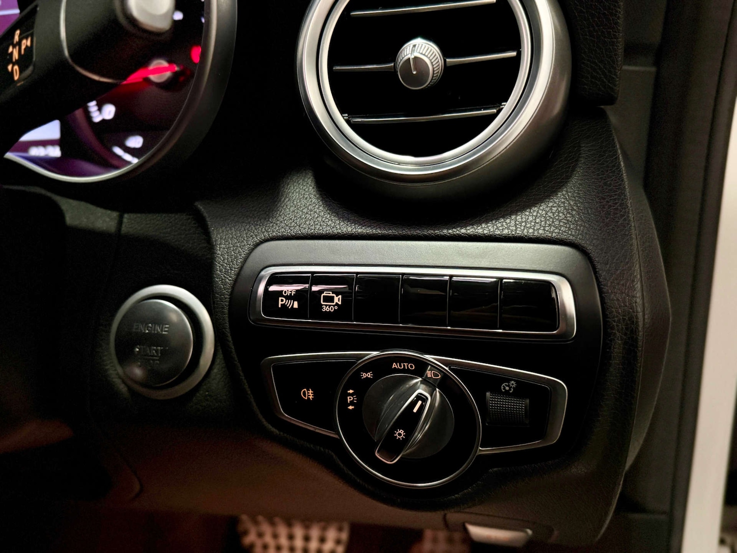 Used Mercedes-Benz C Class 2016 for sale - 76829909: Photo 24