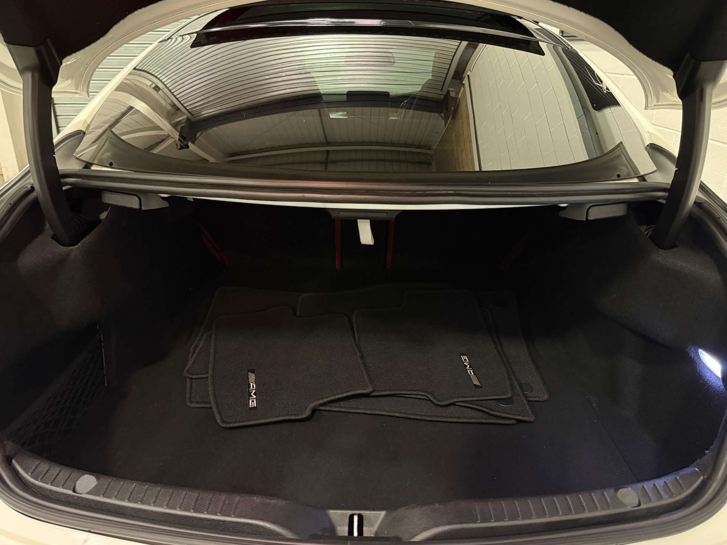 Used Mercedes-Benz C Class 2016 for sale - 76829909: Photo 25