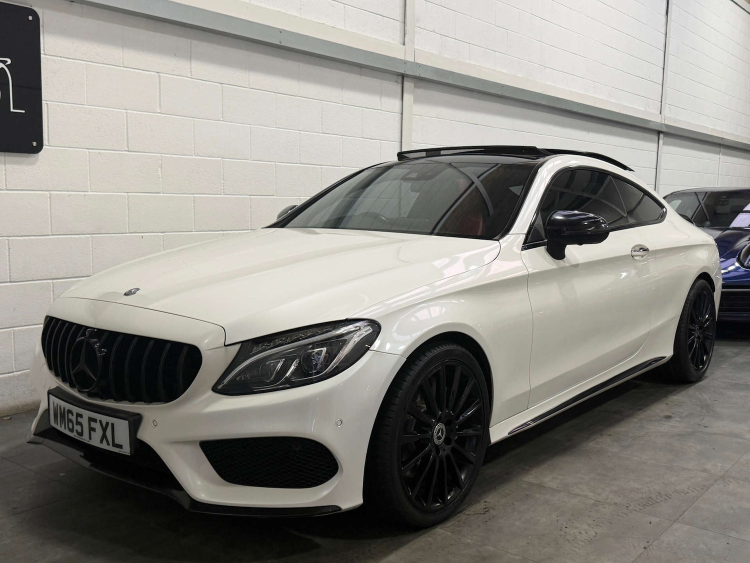 Used Mercedes-Benz C Class 2016 for sale - 76829909: Photo 3