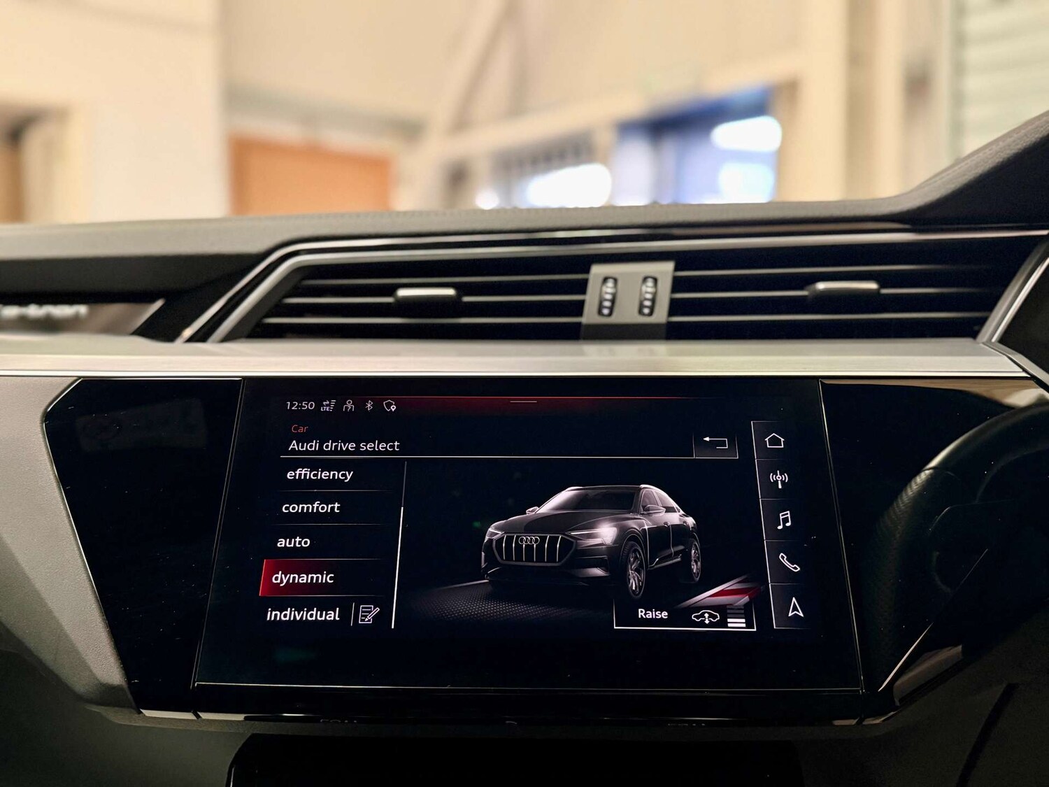 Used Audi e-tron 2022 for sale - 77469875: Photo 24