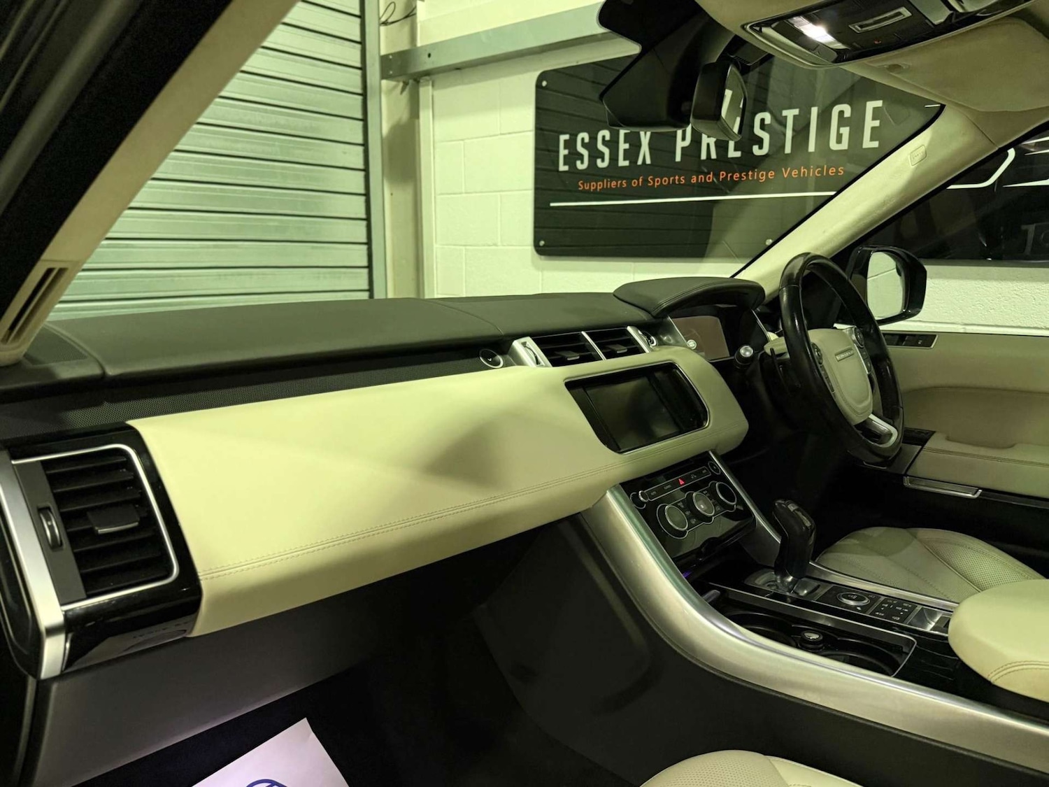 Used Land Rover Range Rover Sport 2016 for sale - 76344988: Photo 14