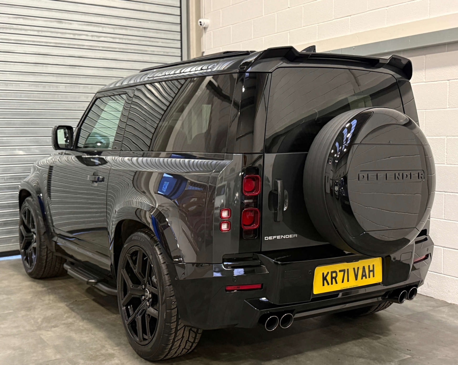 Used Land Rover Defender 2021 for sale - 77268897: Photo 8