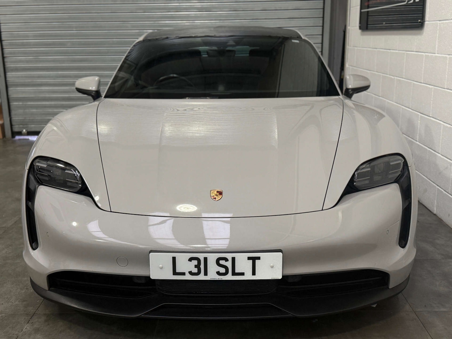 Used Porsche Taycan 2021 for sale - 77911313: Photo 2