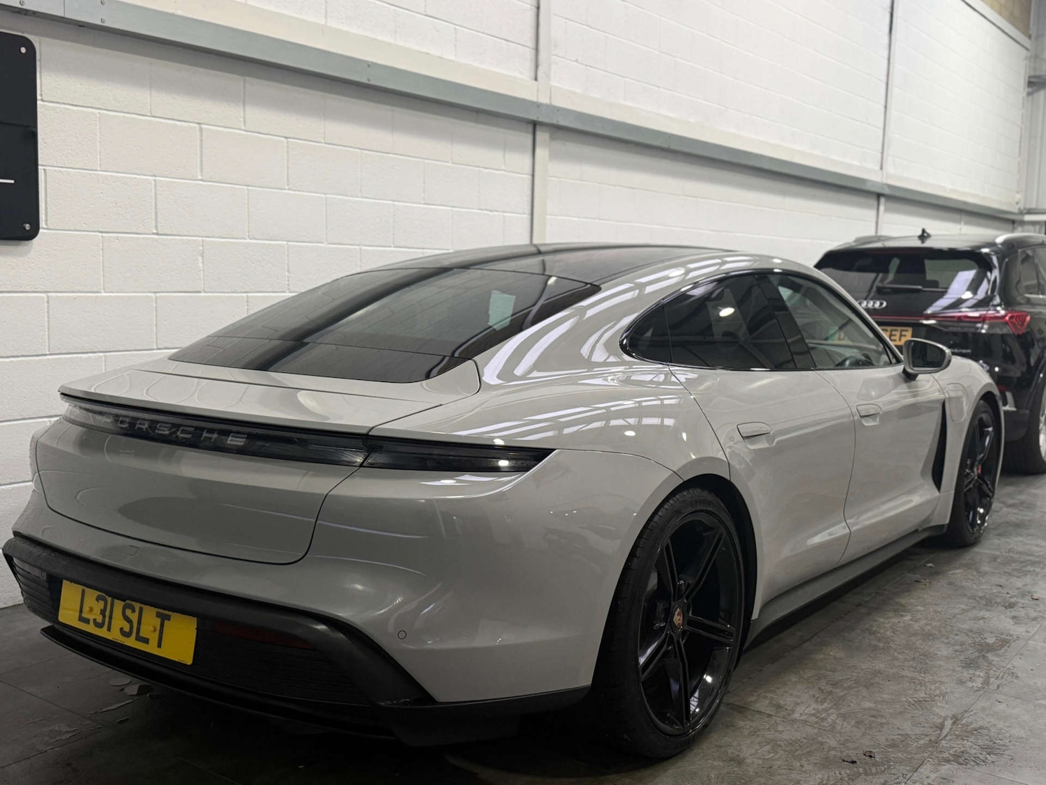 Used Porsche Taycan 2021 for sale - 77911313: Photo 6