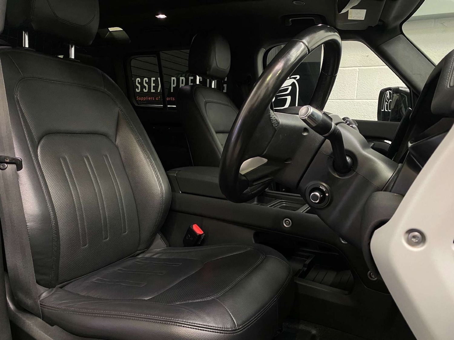 Used Land Rover Defender 2021 for sale - 77693724: Photo 19