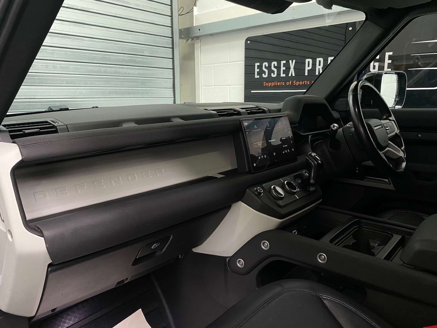 Used Land Rover Defender 2021 for sale - 77693724: Photo 20