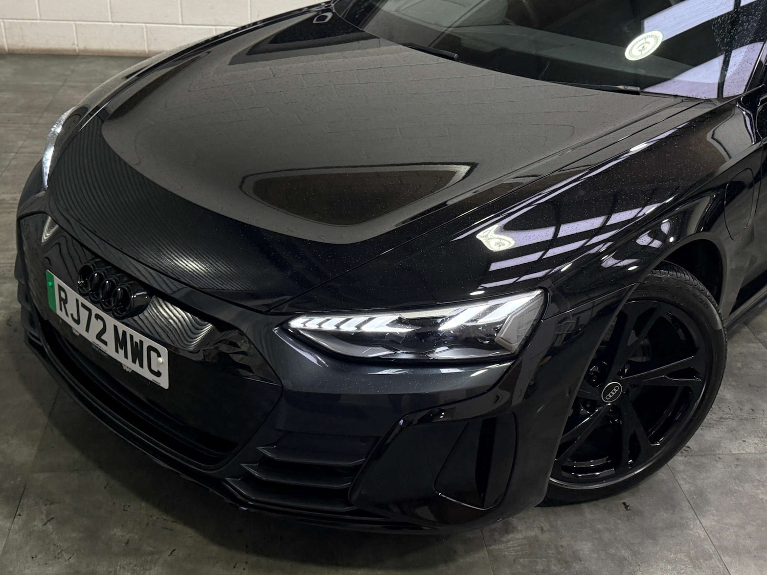 Used Audi e-tron GT 2022 for sale - 76165323: Photo 11