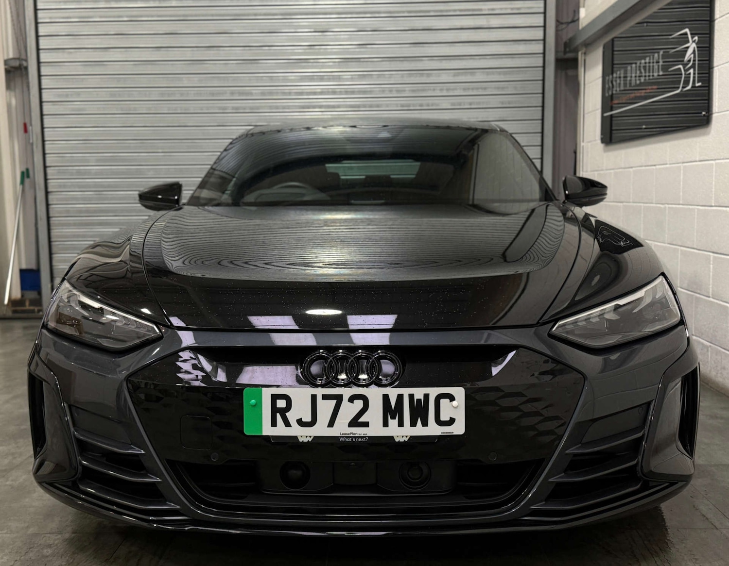Used Audi e-tron GT 2022 for sale - 76165323: Photo 2