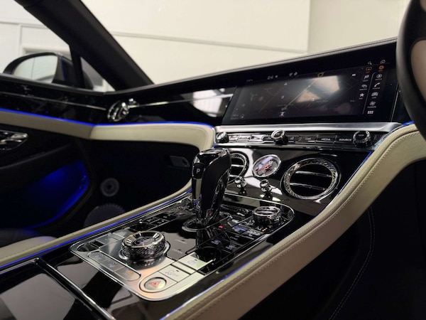 Used Bentley Continental 2019 for sale - 76301985: Photo 29