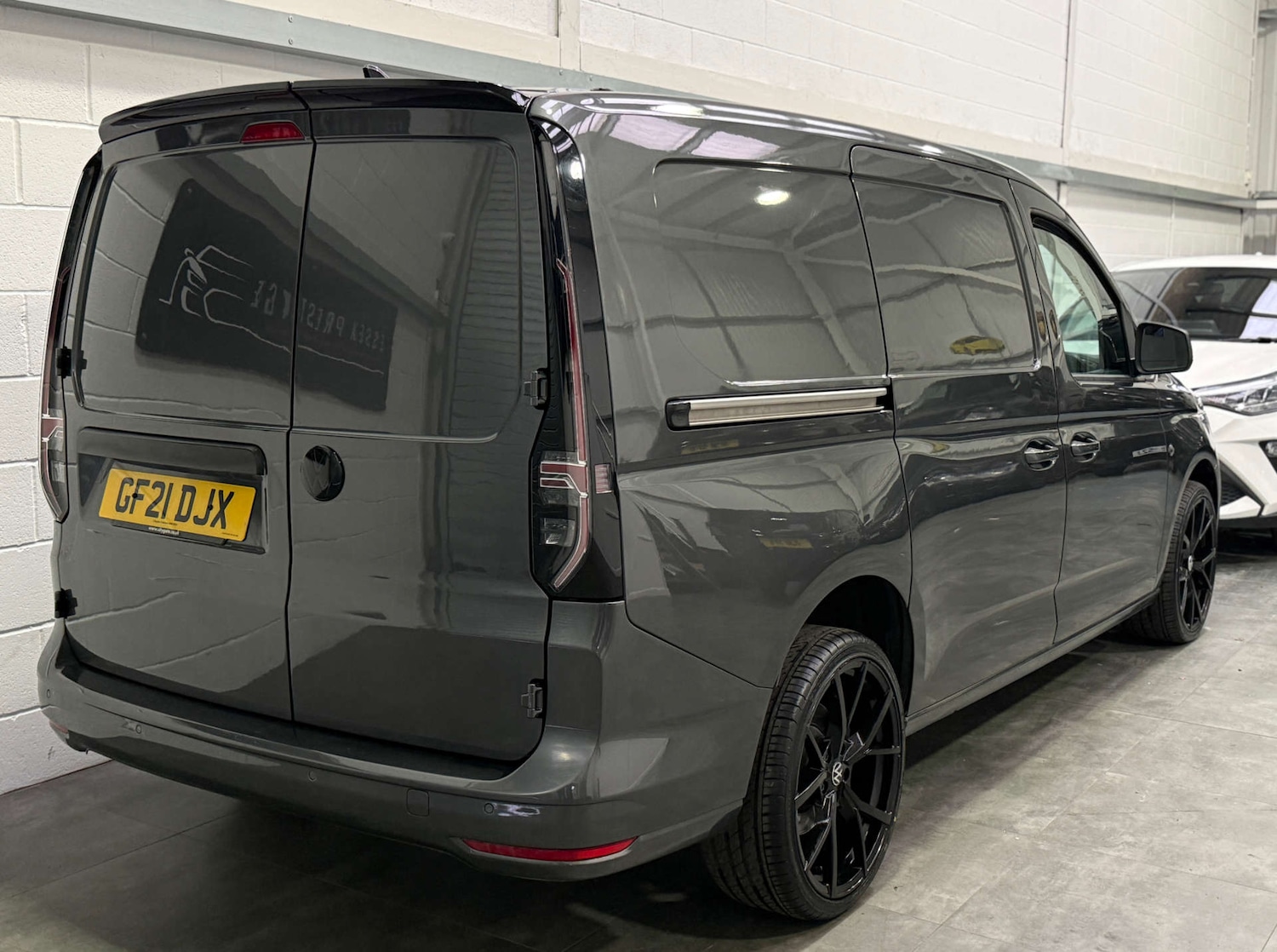 Used Volkswagen Caddy Maxi 2021 for sale - 77594870: Photo 6