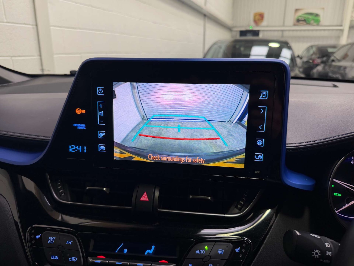 Used Toyota C-HR 2016 for sale - 76836449: Photo 13