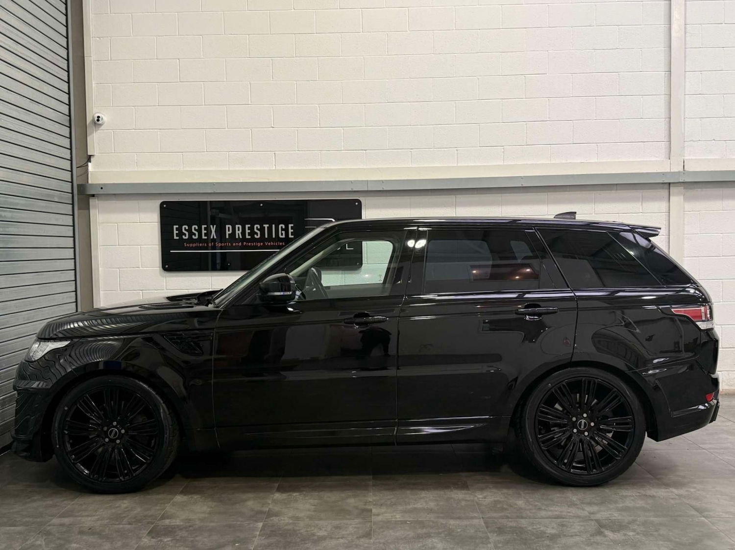 Used Land Rover Range Rover Sport 2017 for sale - 76495854: Photo 4