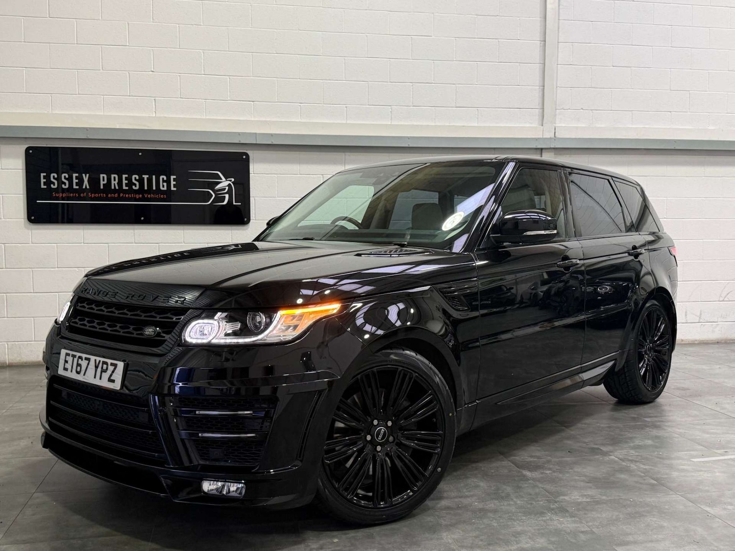 Used Land Rover Range Rover Sport 2017 for sale - 76495854: Photo 9