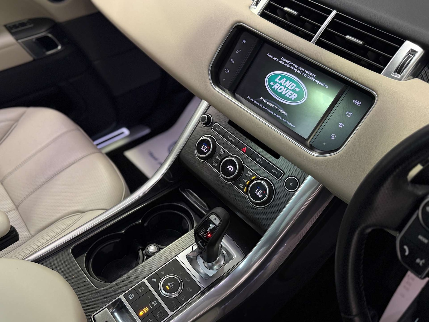 Used Land Rover Range Rover Sport 2016 for sale - 78182131: Photo 17