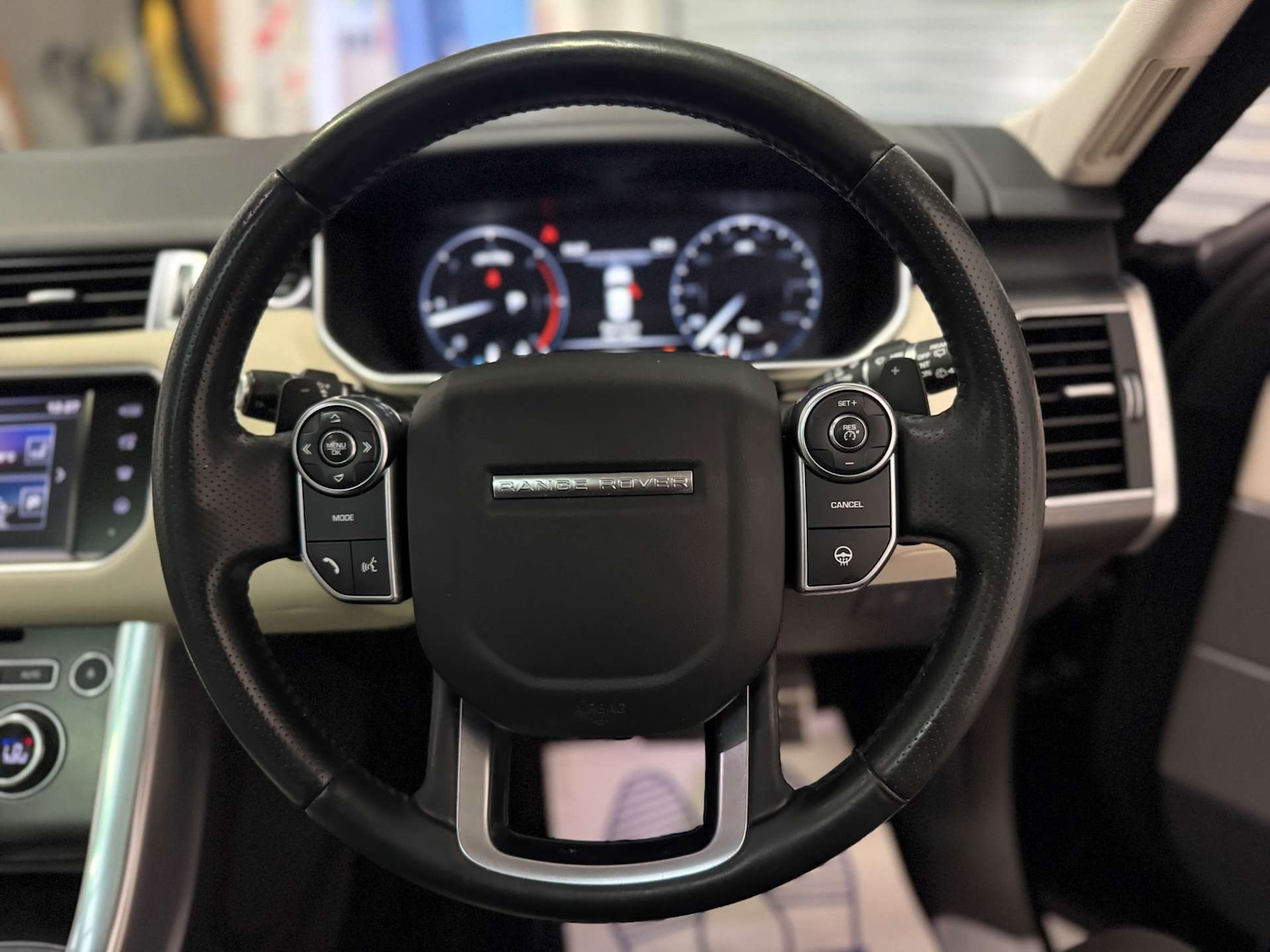 Used Land Rover Range Rover Sport 2016 for sale - 78182131: Photo 18