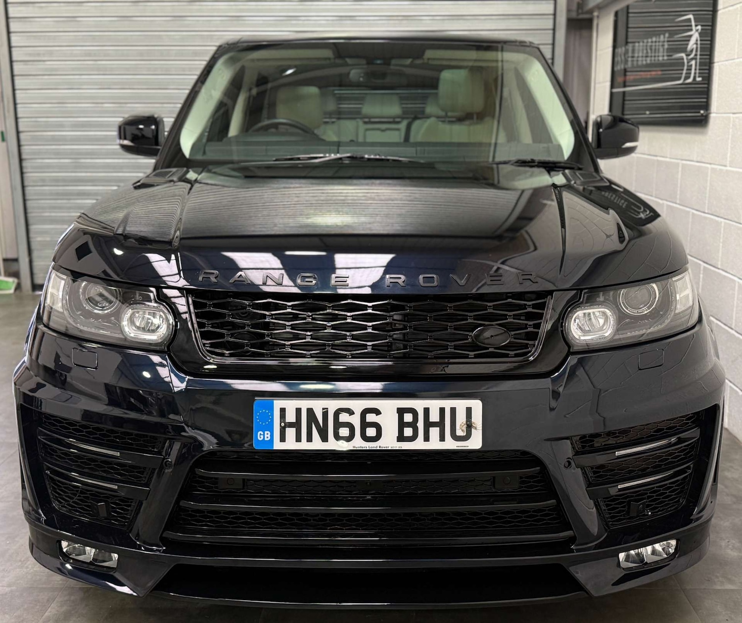 Used Land Rover Range Rover Sport 2016 for sale - 78182131: Photo 2
