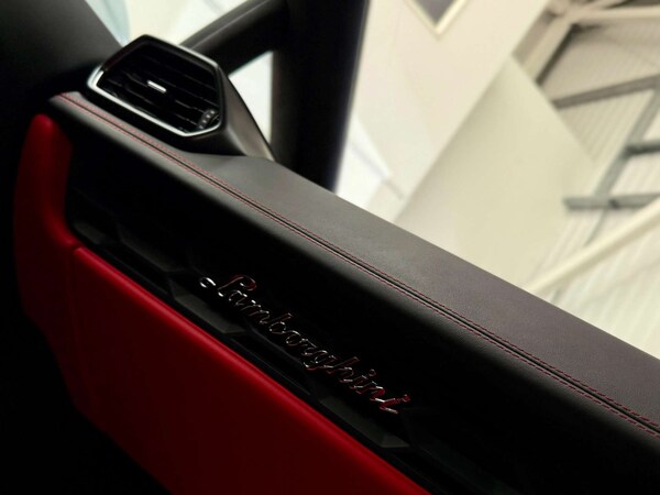 Used Lamborghini Huracan 2015 for sale - 74936562: Photo 23