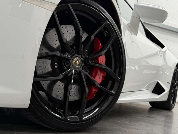 Used Lamborghini Huracan 2015 for sale - 74936562: Photo 25