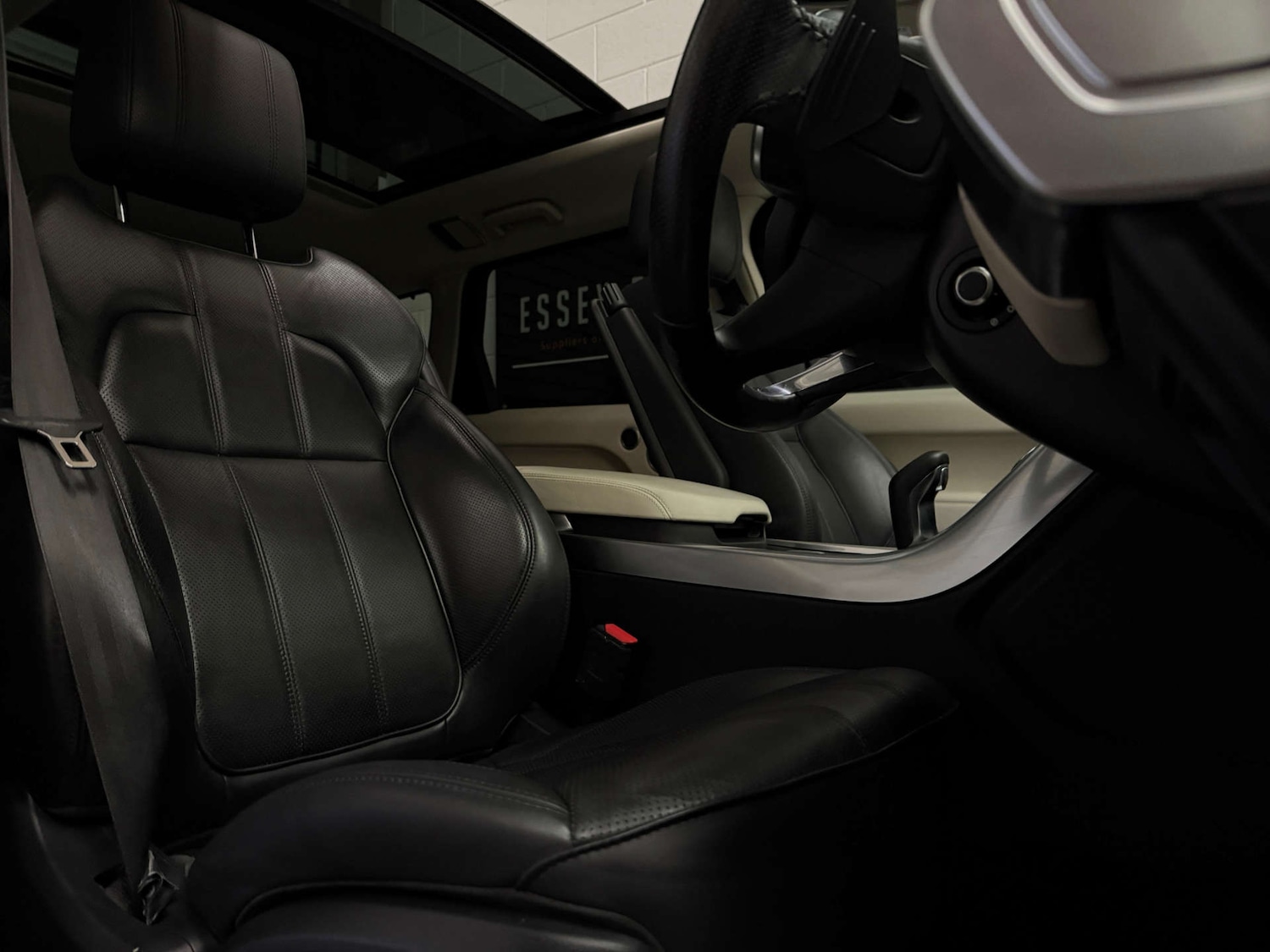 Used Land Rover Range Rover Sport 2016 for sale - 76345000: Photo 15
