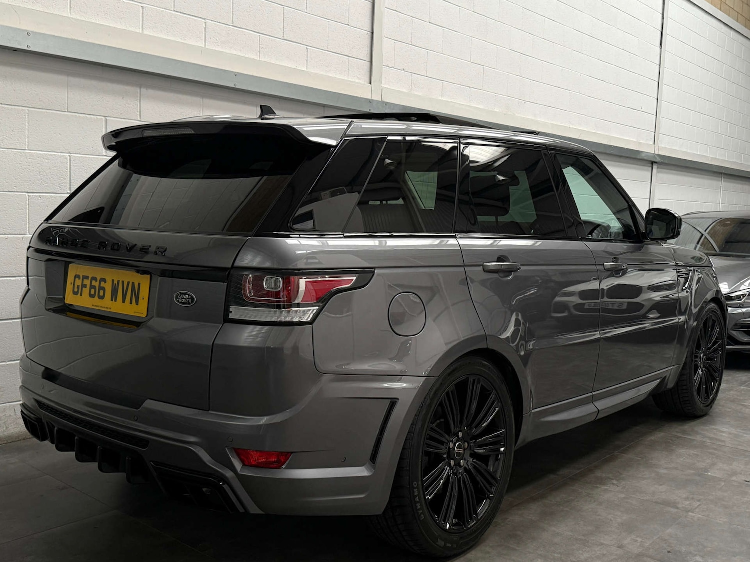 Used Land Rover Range Rover Sport 2016 for sale - 76345000: Photo 6