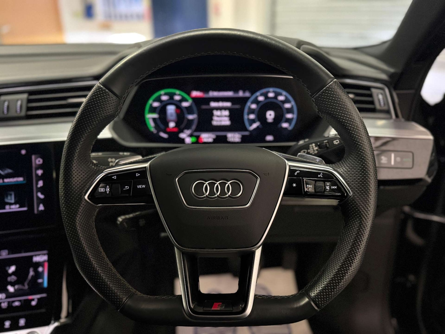 Used Audi e-tron 2021 for sale - 77535127: Photo 14