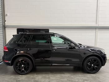 Used Volkswagen Touareg 2017 for sale - 79814428: Photo