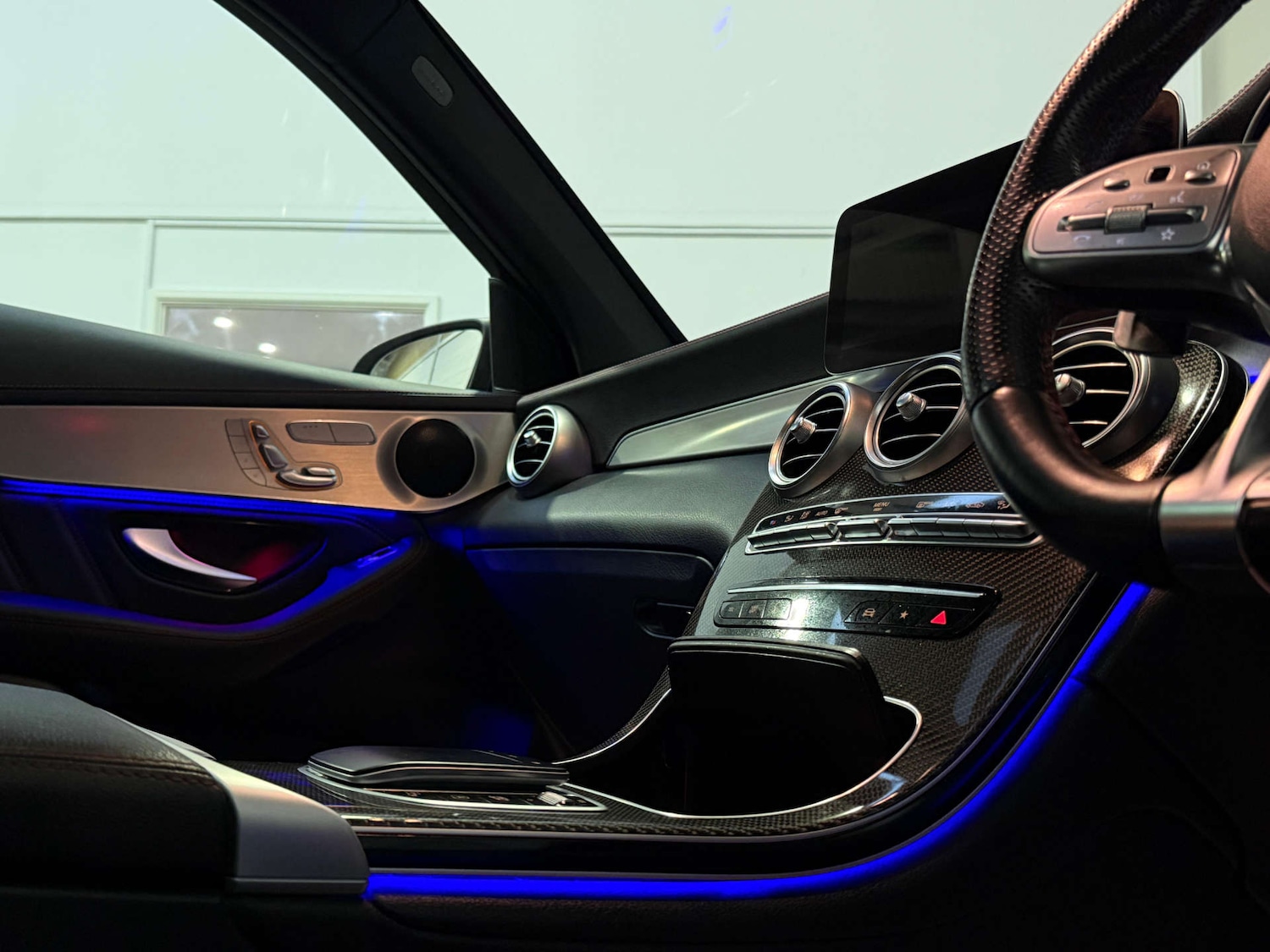 Used Mercedes-Benz GLC 2022 for sale - 76829887: Photo 27