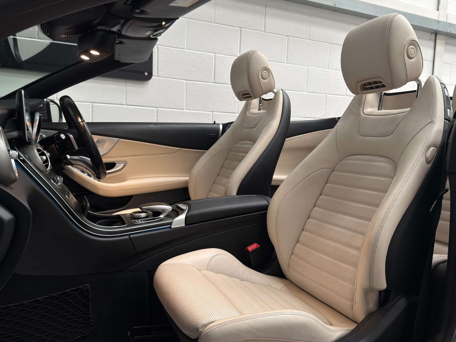 Used Mercedes-Benz C Class 2017 for sale - 76402693: Photo 18