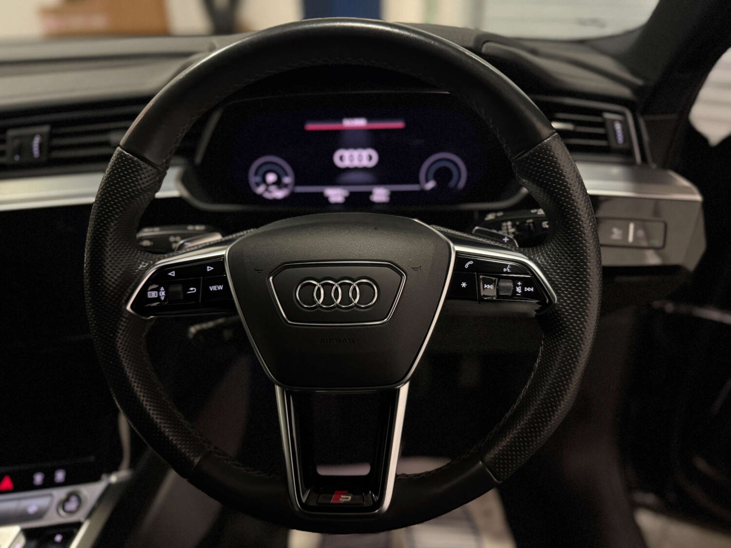 Used Audi e-tron 2020 for sale - 77558211: Photo 14