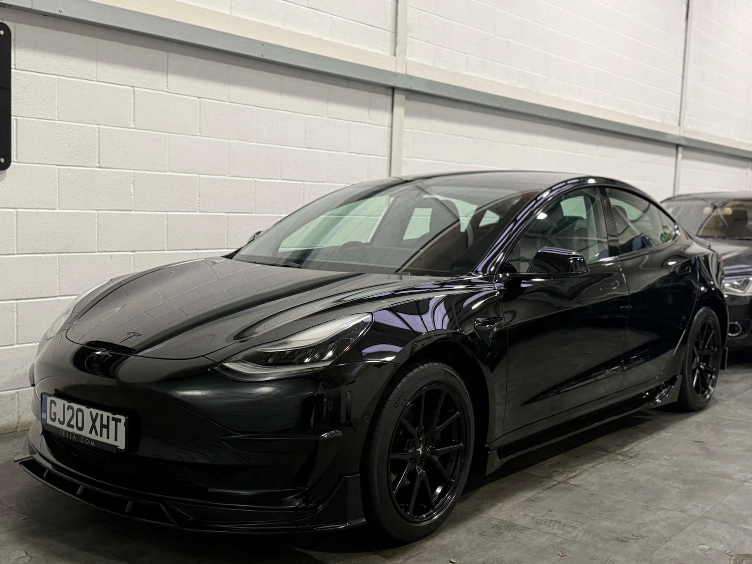 Used Tesla Model 3 2020 for sale - 76591208: Photo 3