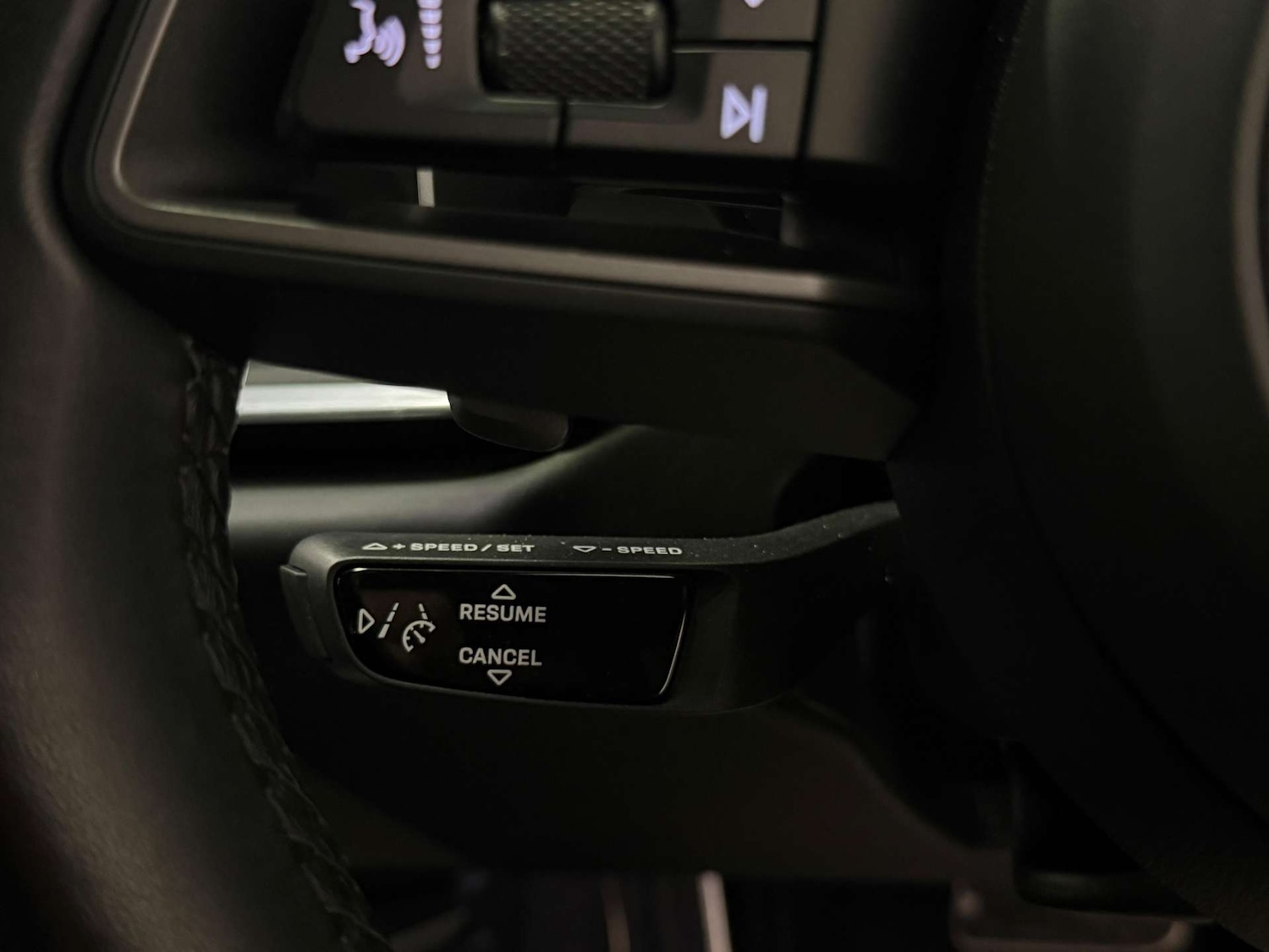 Used Porsche 911 2019 for sale - 76829882: Photo 25