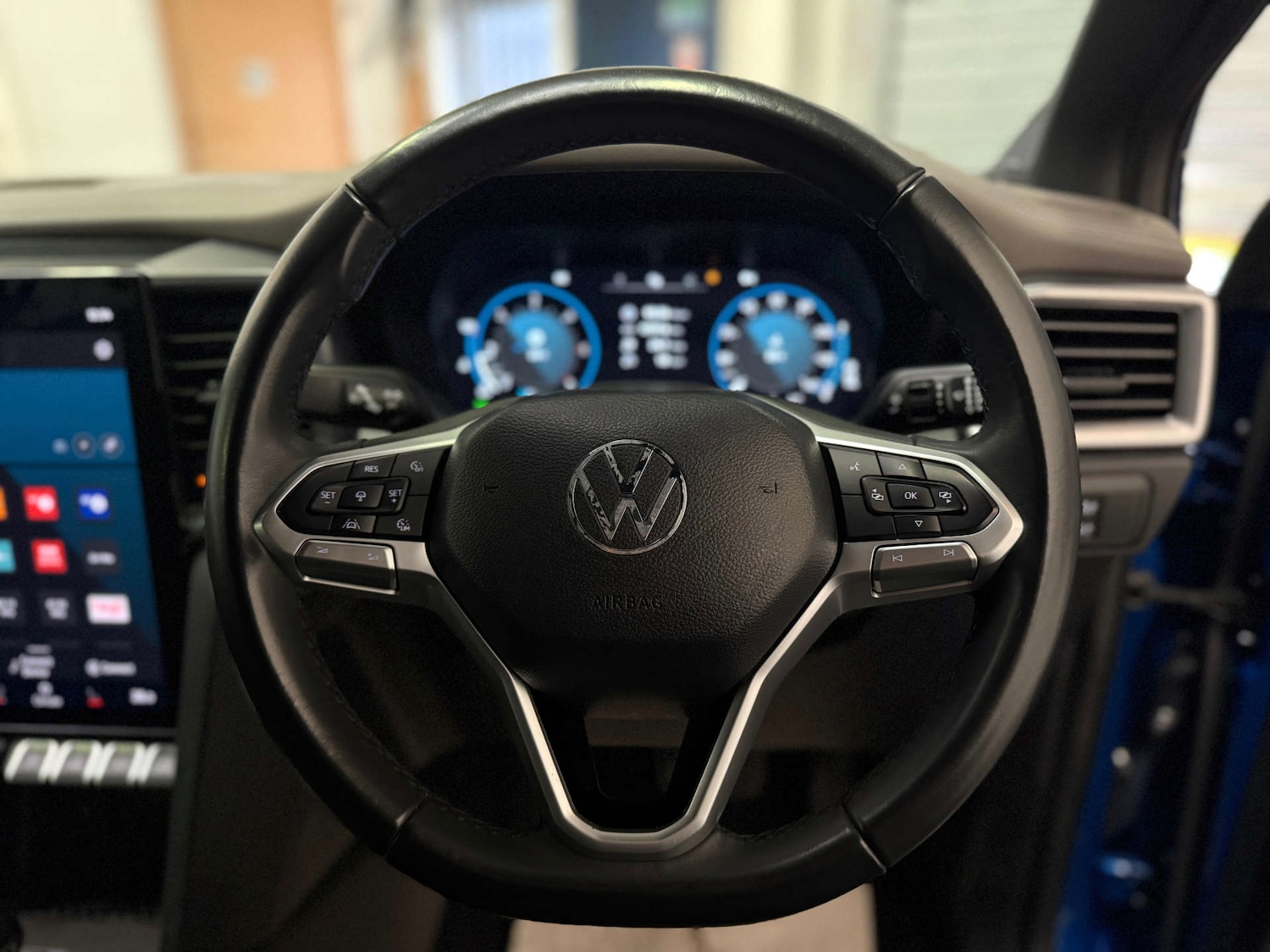 Used Volkswagen Amarok 2023 for sale - 77031685: Photo 15