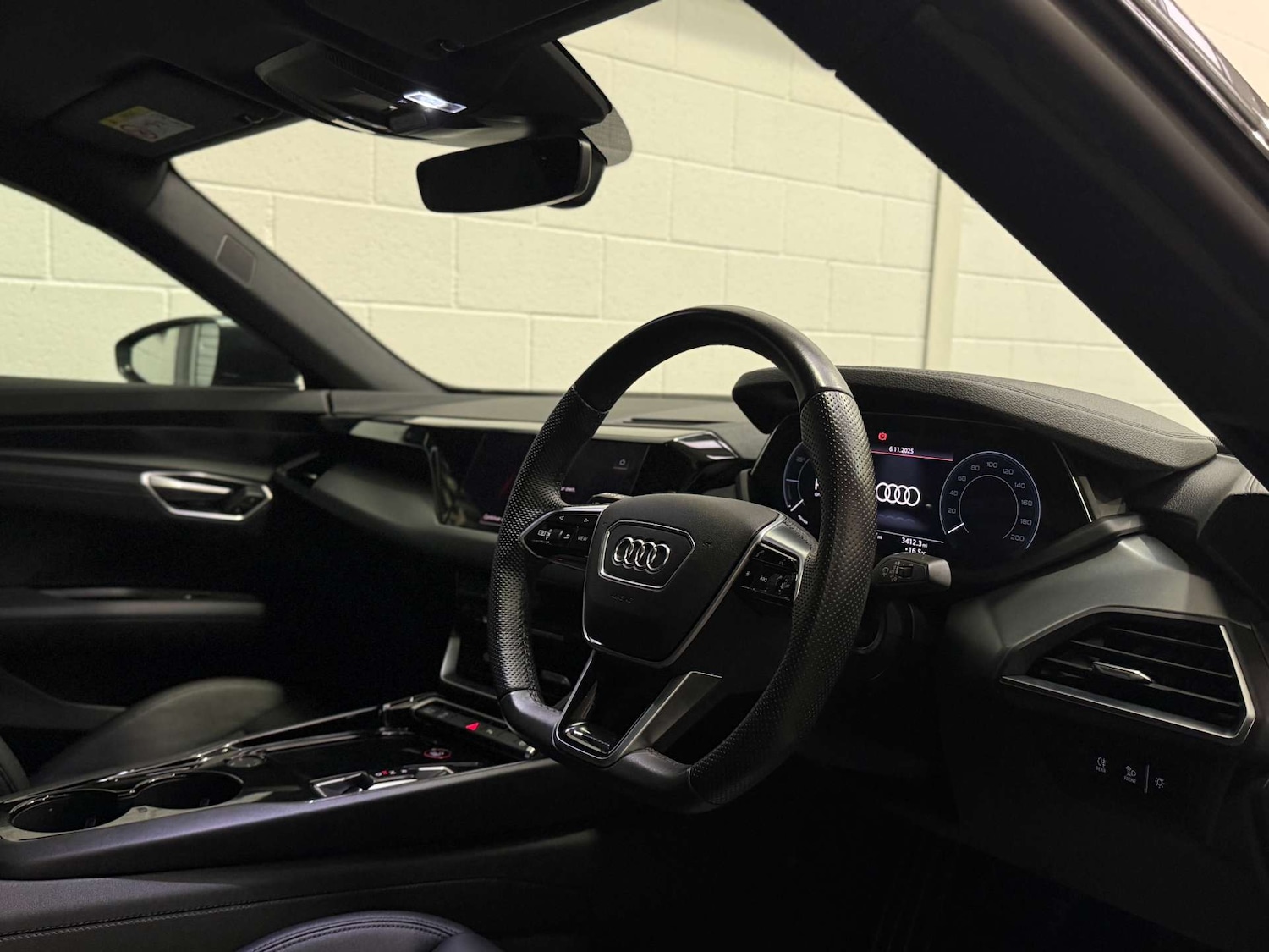 Used Audi e-tron GT 2022 for sale - 76491019: Photo 16