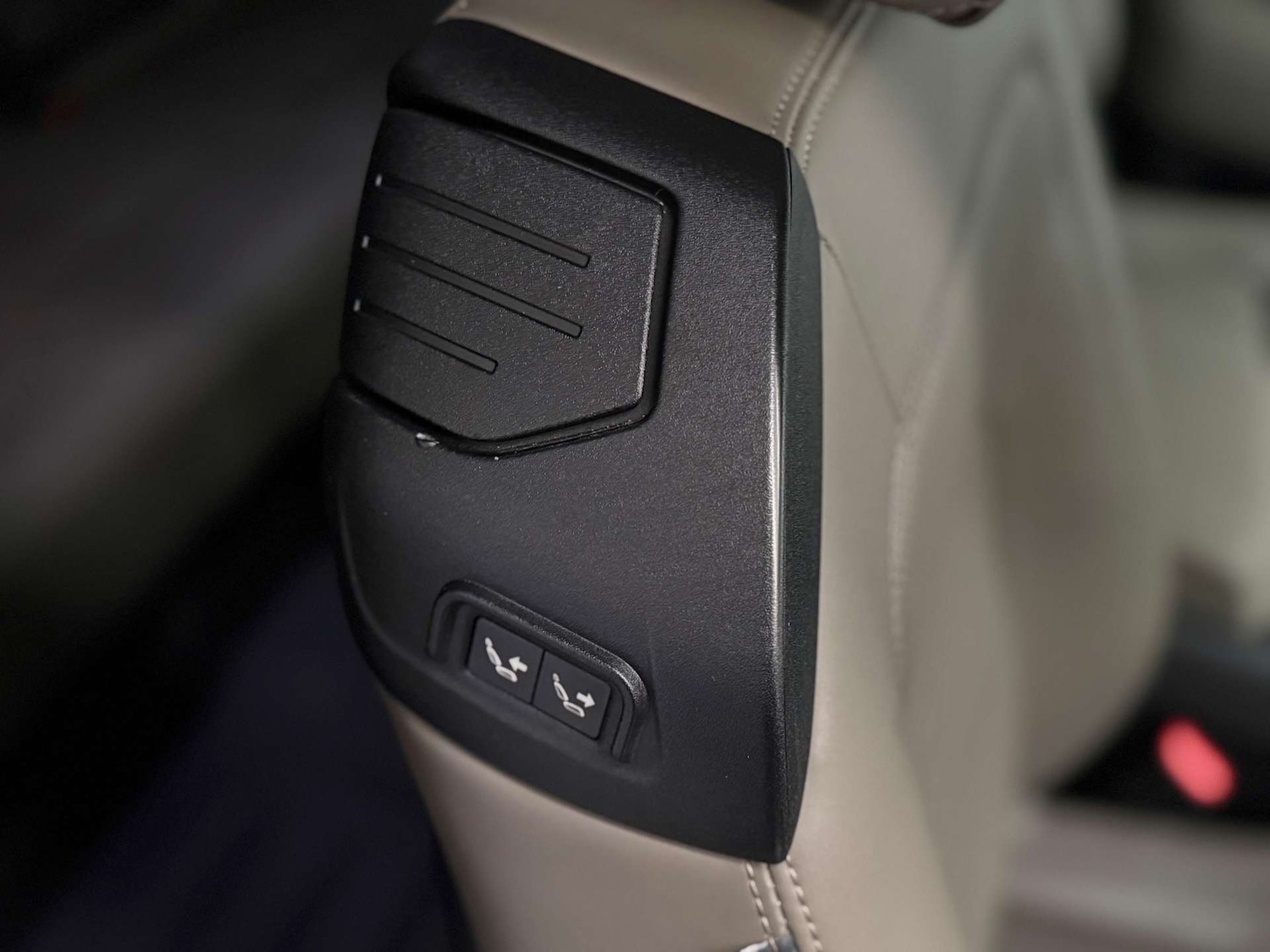 Used Land Rover Defender 2022 for sale - 77850684: Photo 29